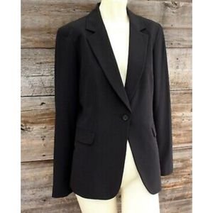 Tahari black blazer